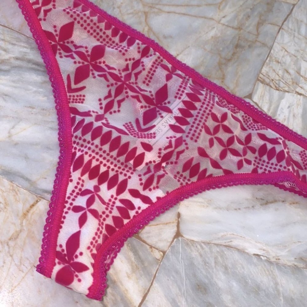 Small Victoria's Secret Very Sexy Bikini Panty Mesh Lace